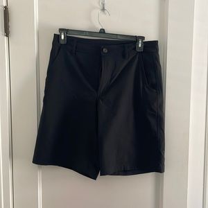 Lululemon shorts in black - size 33 EUC